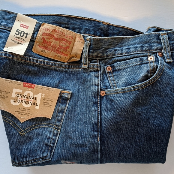 Levi's Other - Levi's jeans NWT 501 button fly red tab 34/32